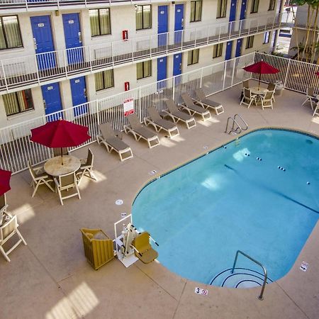 Phoenix Inn エクステリア 写真