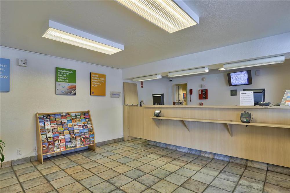 Phoenix Inn インテリア 写真